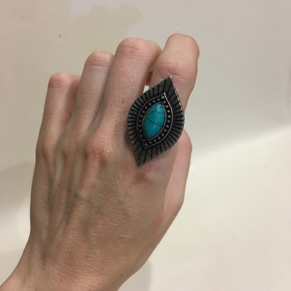 Turquoise Ring - Picture 3 of 6